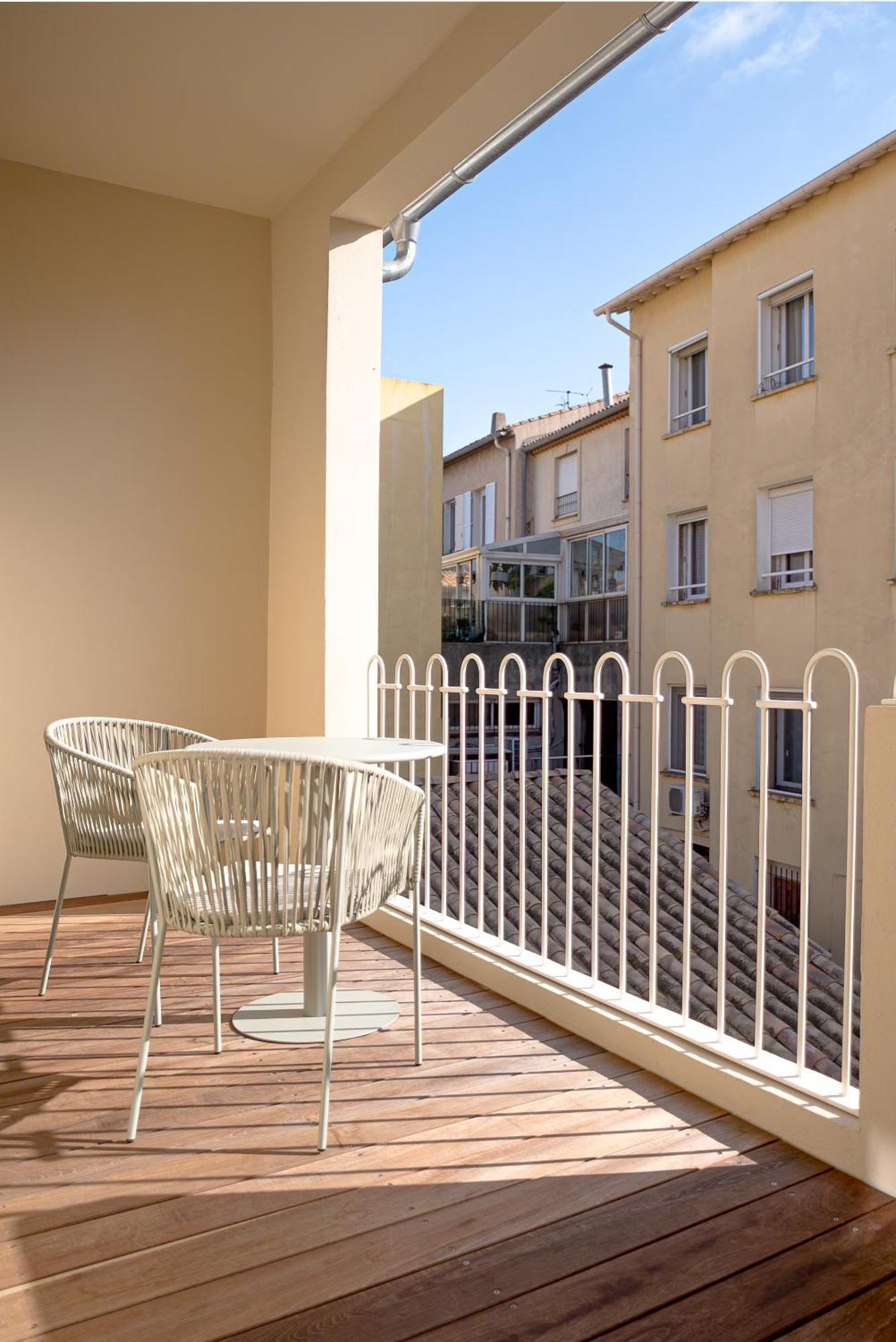 Studios Raffines Avec Terrasses - Plages, Ville Et Gare A Pied - Maison Raphael Saint-Raphaël Esterno foto